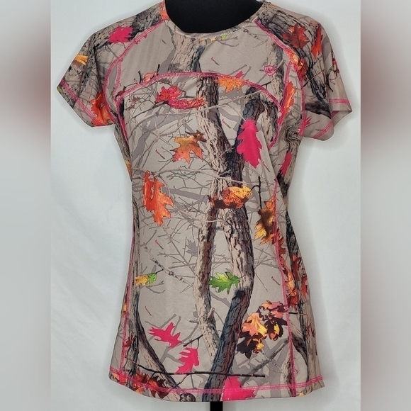 Ariat Tops - ARIAT TEK Short Sleeve T-Shirt - Size S